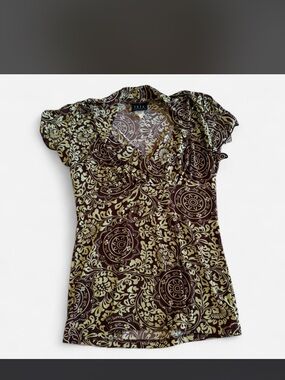 J.K.L.A. Brown & Olive Medallion V-Neck Short Sleeve Blouse